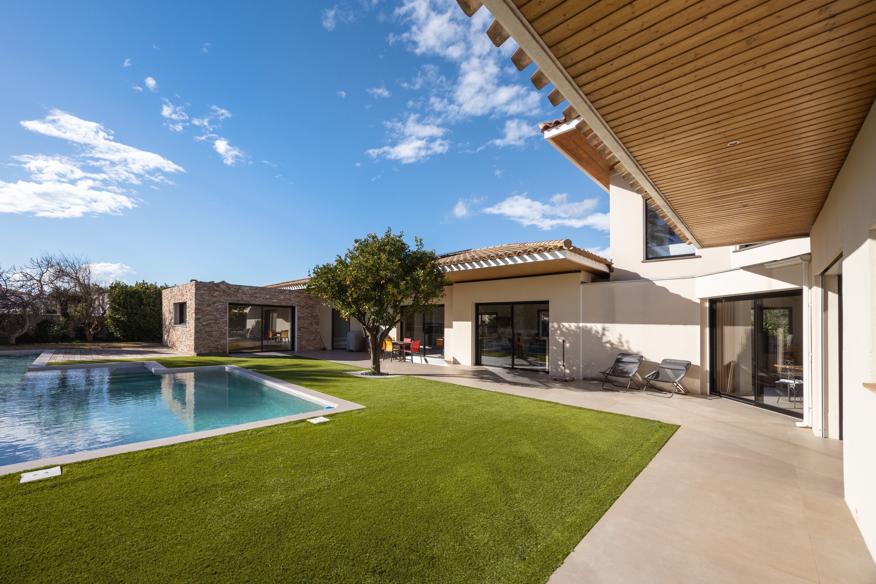  Near Golf, architect-designed villa with swimming pool - 物件實景