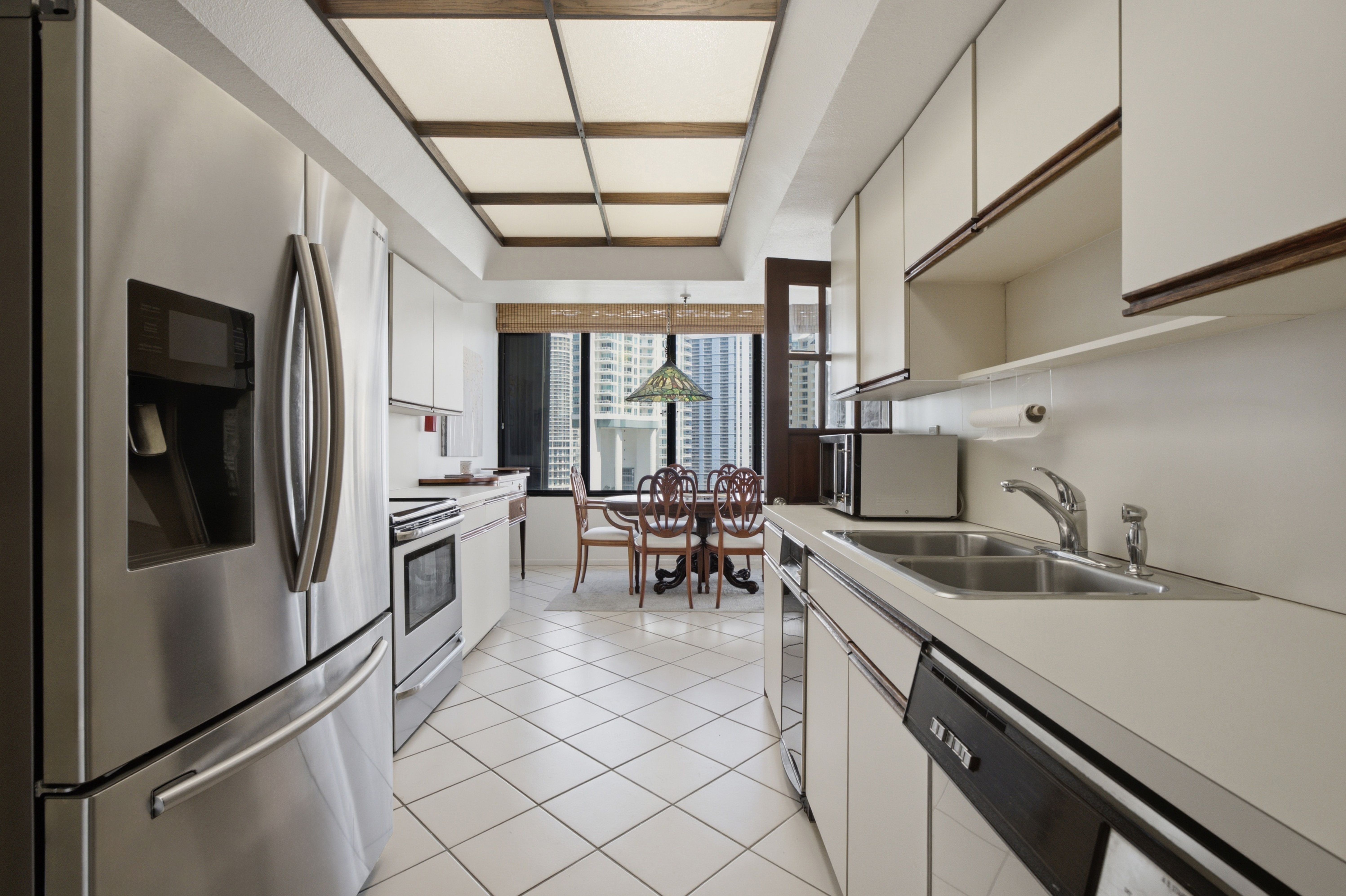  520 Brickell Key Dr, Miami, FL, 33131 - 物件實景