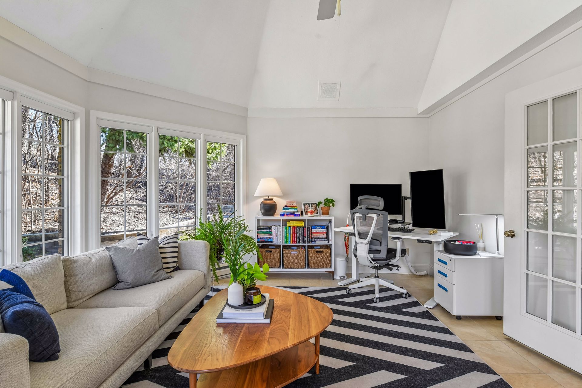  Elegant Home in Parkwood Knolls - 物件實景