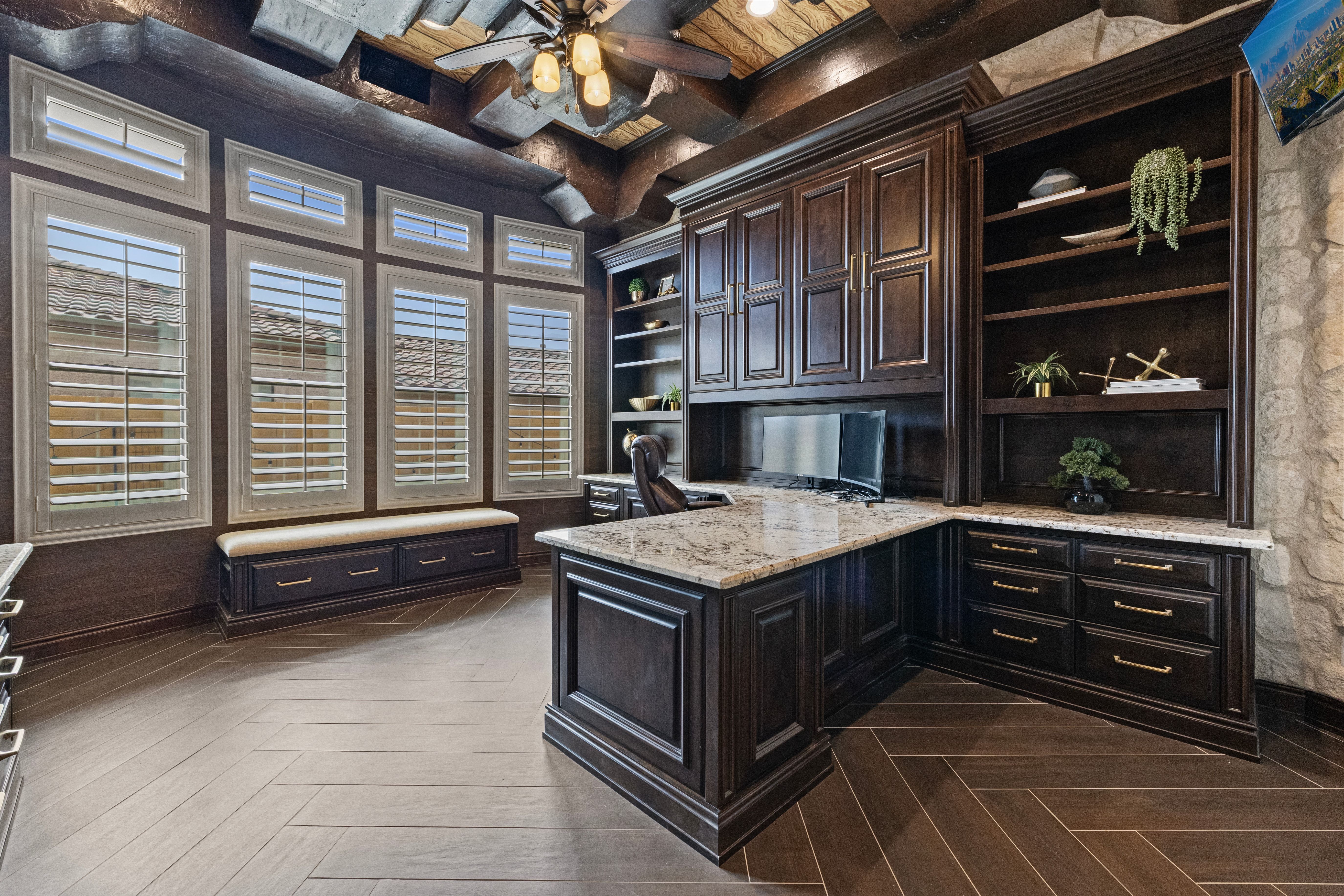 2325 N Atwood Cir  Mesa, AZ - 物件實景