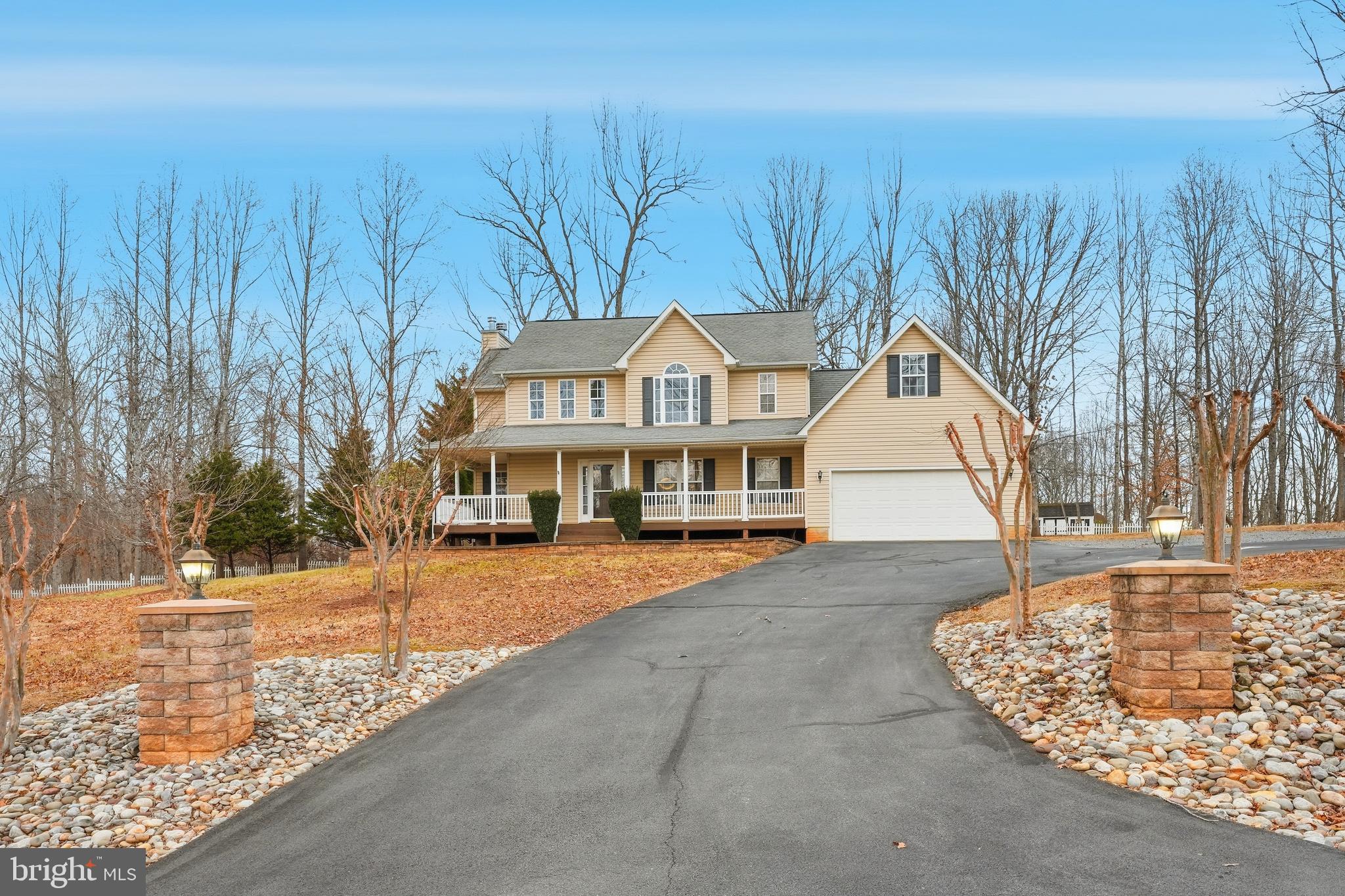 Rapidan, Virginia, 22733, United States, 3 Bedrooms Bedrooms, ,4 BathroomsBathrooms,Residential,For Sale,2010393