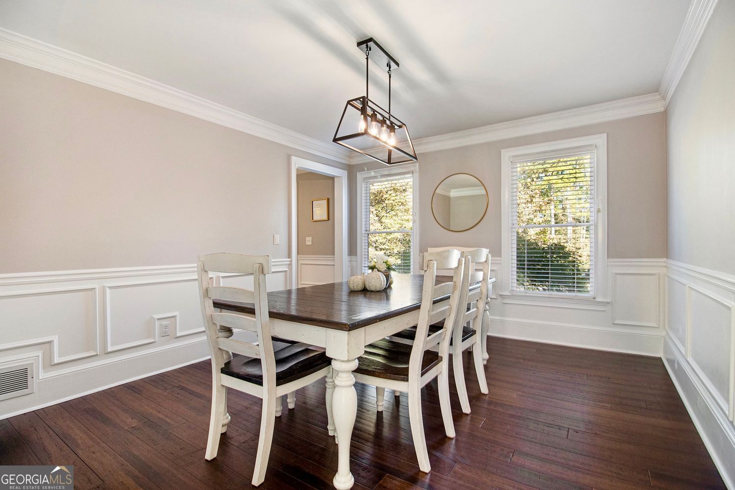 Alpharetta, Georgia, 30004, United States, 4 Bedrooms Bedrooms, ,3 BathroomsBathrooms,Residential,For Sale,1968344