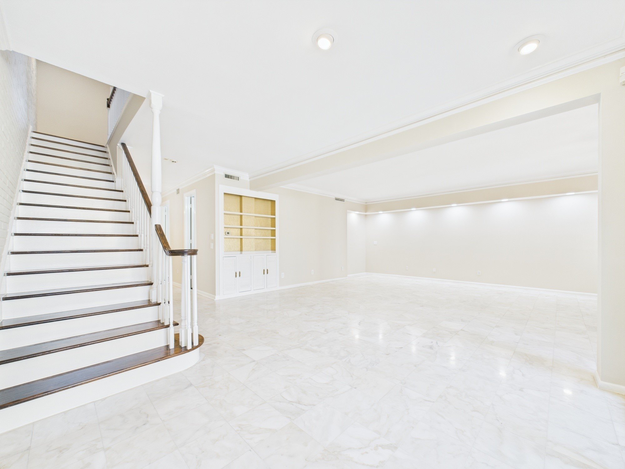 Houston, Texas, 77063, United States, 3 Bedrooms Bedrooms, ,3 BathroomsBathrooms,Residential,For Sale,1979528