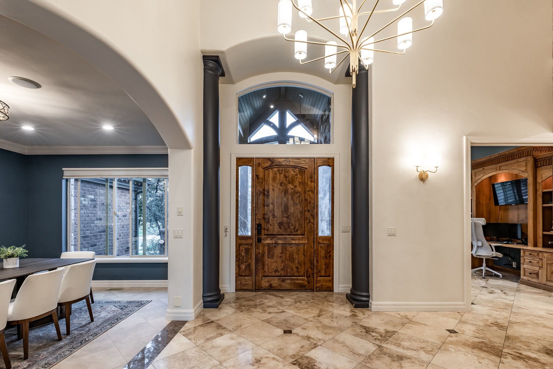  Custom 2-Story Parade Home with Dolphin Bolderscape Grotto Pool & 6 Car Garage - 物件實景