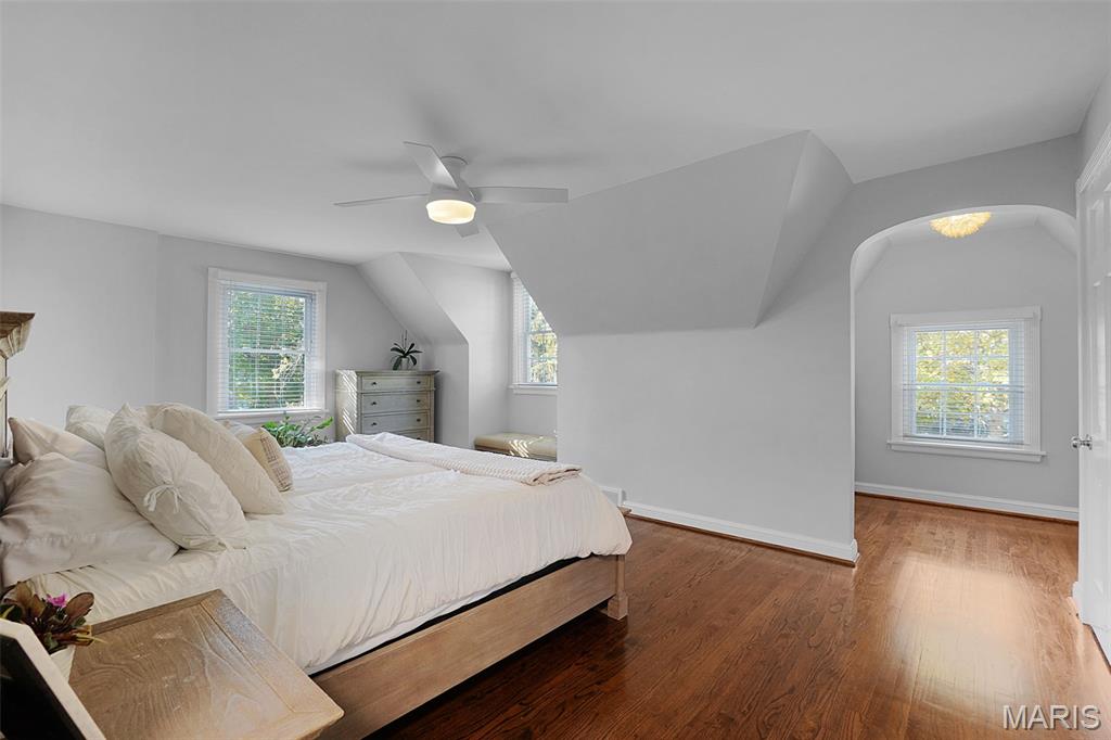 Warson Woods, Missouri, 63122, United States, 4 Bedrooms Bedrooms, ,3 BathroomsBathrooms,Residential,For Sale,1987966