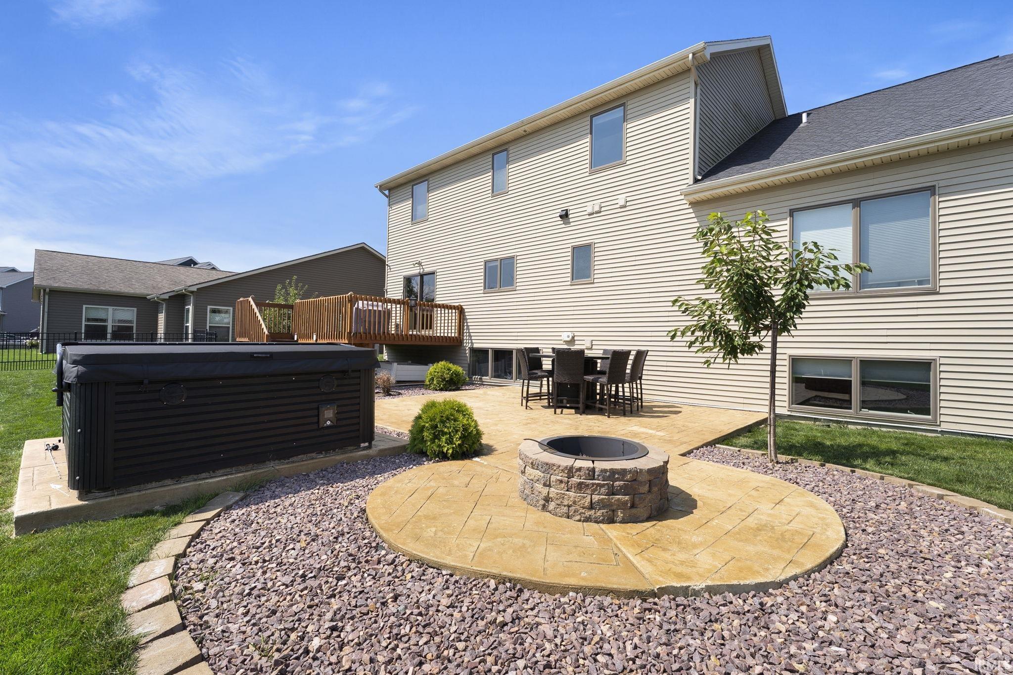 Fort Wayne, Indiana, 46814, United States, 5 Bedrooms Bedrooms, ,4 BathroomsBathrooms,Residential,For Sale,1913400