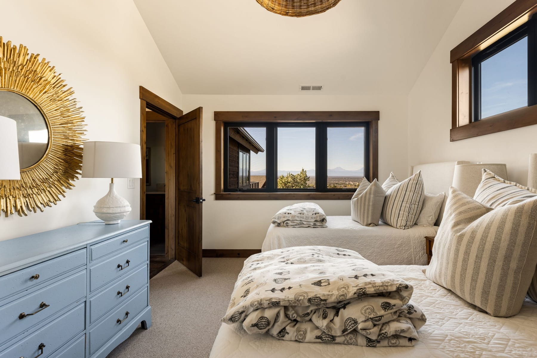  16307 SW Vaqueros Way Powell Butte, OR 97753 - 物件實景