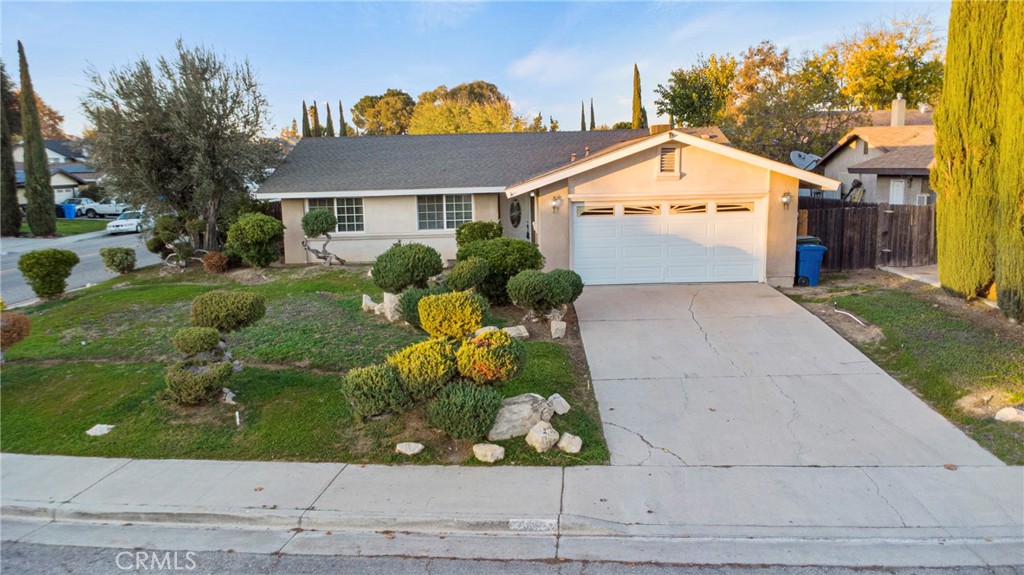 Paso Robles, California, 93446, United States, 3 Bedrooms Bedrooms, ,2 BathroomsBathrooms,Residential,For Sale,2006182