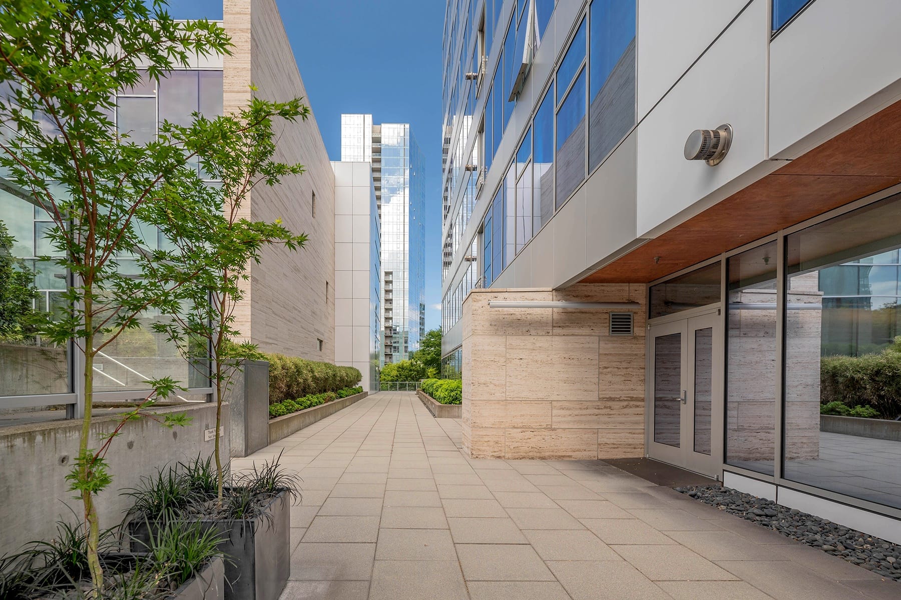  1001 NW LOVEJOY ST #TH 802 Portland, OR 97209 - 物件實景