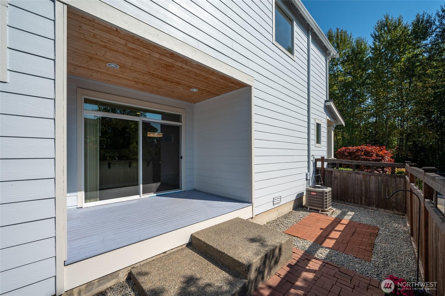 AUBURN, Washington, 98092, United States, 4 Bedrooms Bedrooms, ,3 BathroomsBathrooms,Residential,For Sale,1954954