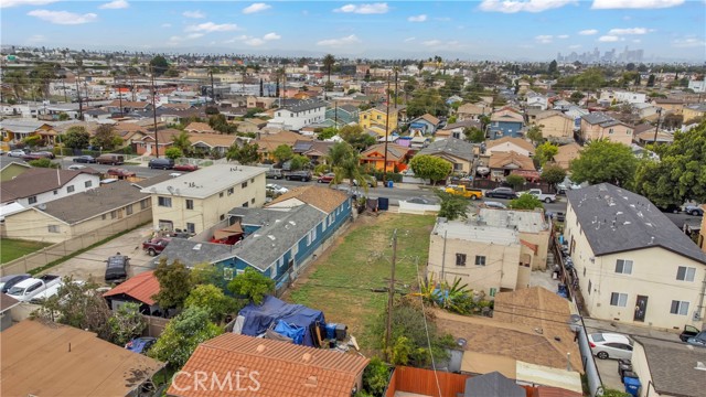 Los Angeles, California, 90003, United States, ,Residential,For Sale,1942581