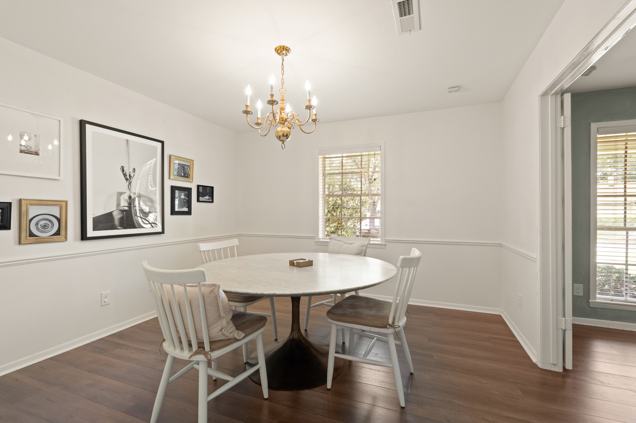 Houston, Texas, 77096, United States, 3 Bedrooms Bedrooms, ,2 BathroomsBathrooms,Residential,For Sale,1849910