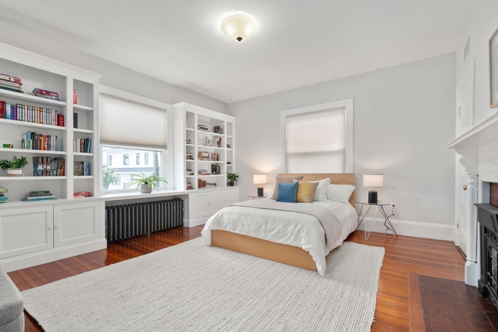Boston, Massachusetts, 02130, United States, 6 Bedrooms Bedrooms, ,4 BathroomsBathrooms,Residential,For Sale,1890379