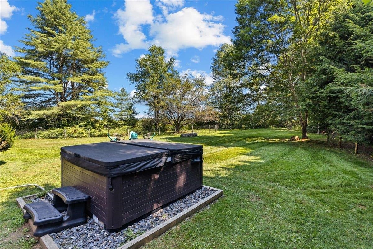 Morristown, Vermont, 05661, United States, 3 Bedrooms Bedrooms, ,1 BathroomBathrooms,Residential,For Sale,1917533