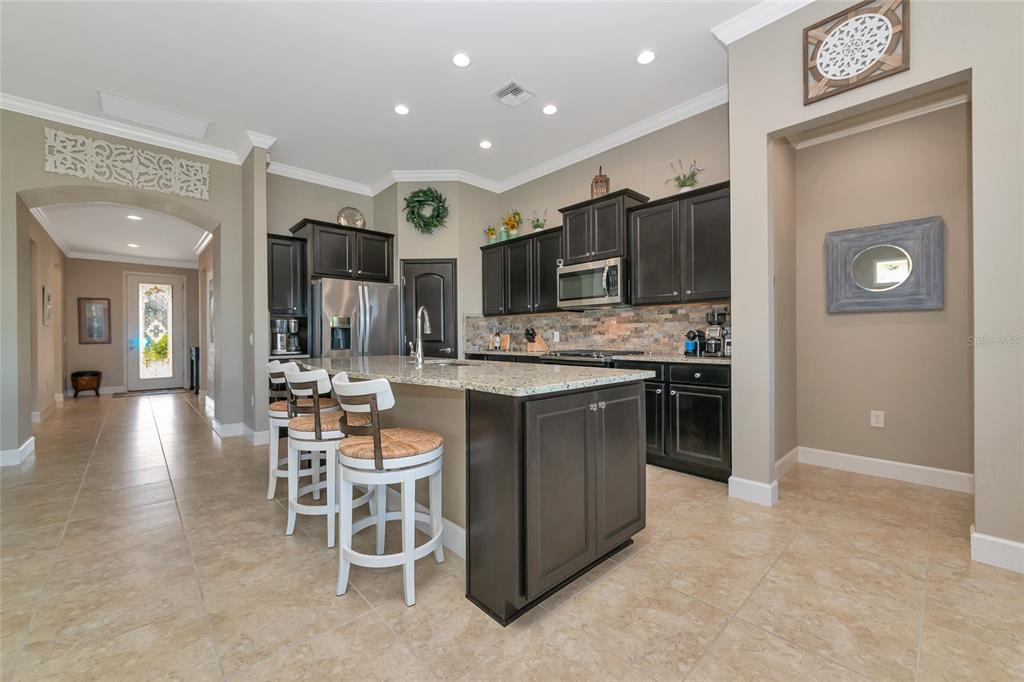 Bradenton, Florida, 34211, United States, 3 Bedrooms Bedrooms, ,2 BathroomsBathrooms,Residential,For Sale,1971583