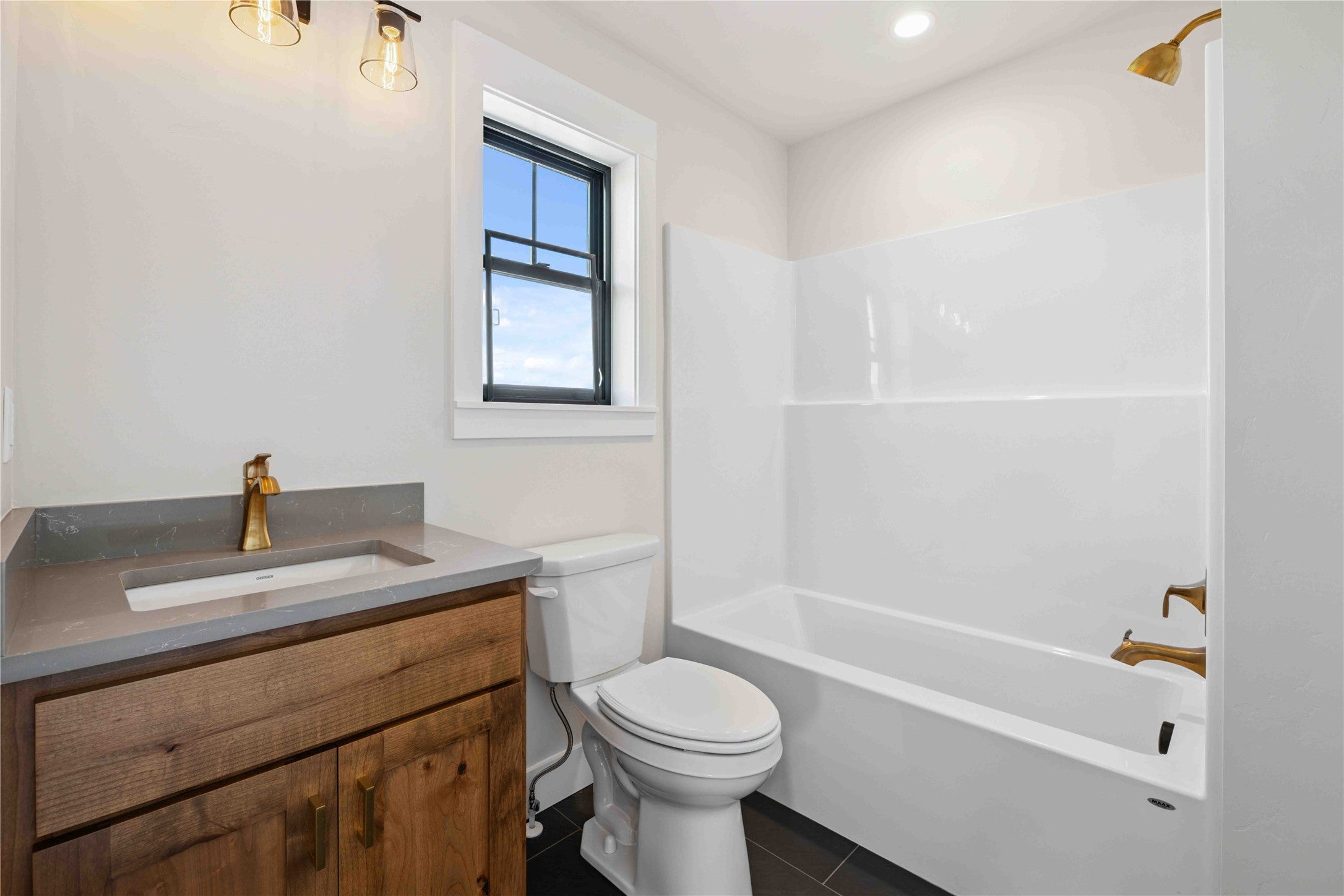Kalispell, Montana, 59901, United States, 4 Bedrooms Bedrooms, ,4 BathroomsBathrooms,Residential,For Sale,1907313