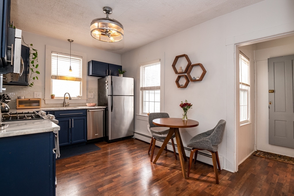 Salem, Massachusetts, 01970, United States, 3 Bedrooms Bedrooms, ,2 BathroomsBathrooms,Residential,For Sale,1990953