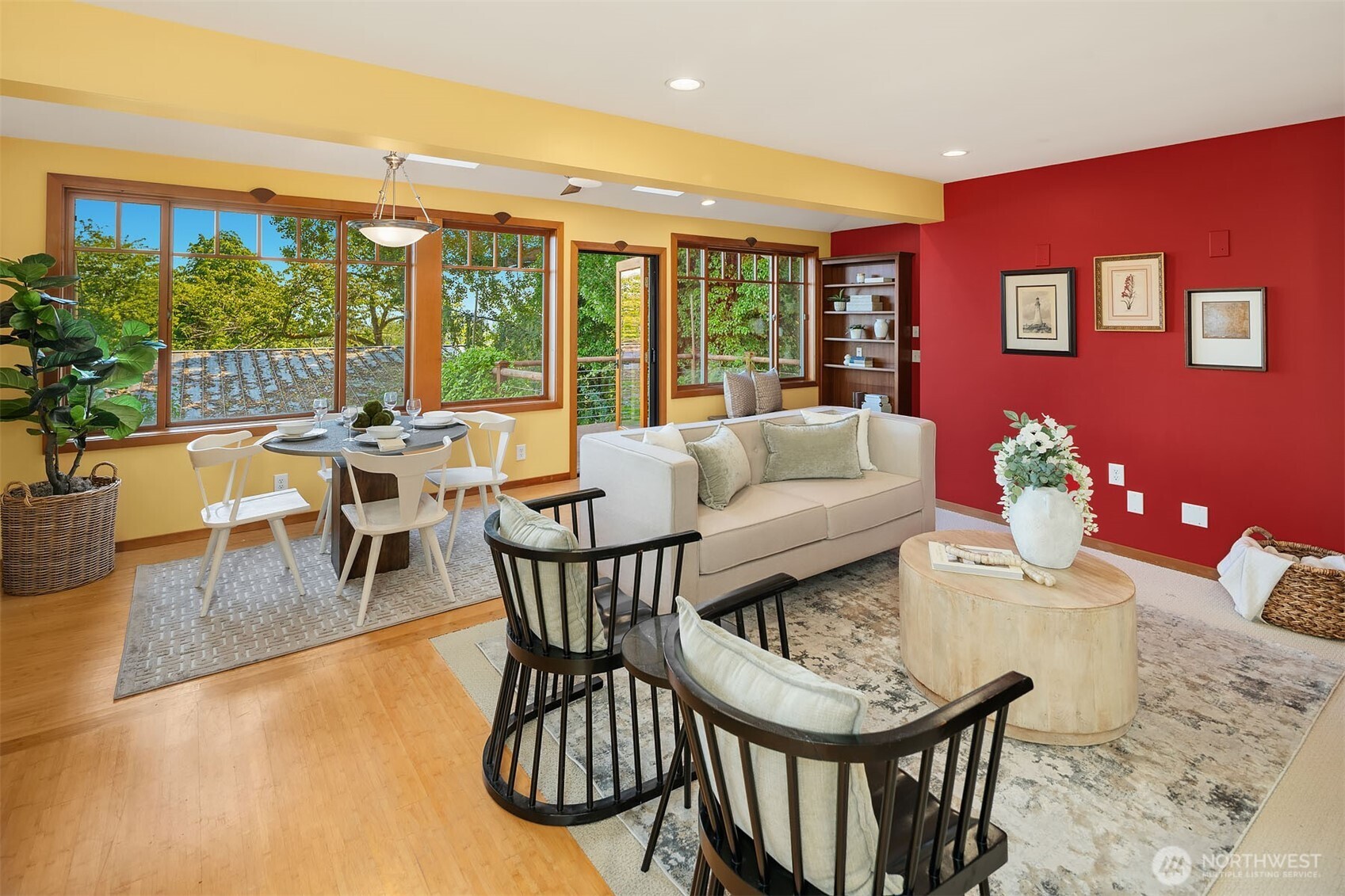 Seattle, Washington, 98112, United States, ,Residential,For Sale,1911178