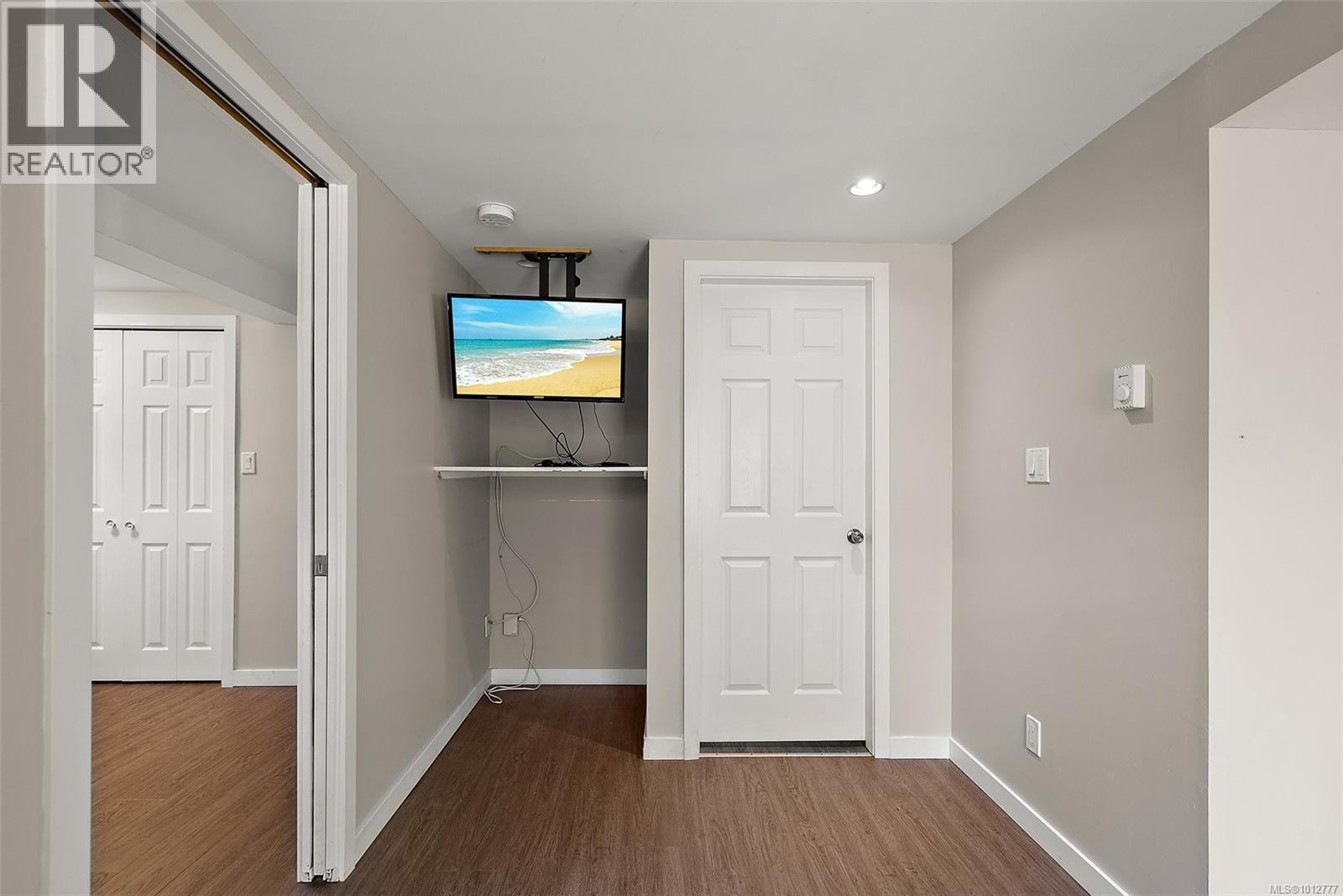 VIEW ROYAL, British Columbia, V9B 6N7, CA, 5 Bedrooms Bedrooms, ,3 BathroomsBathrooms,Residential,For Sale,1951757