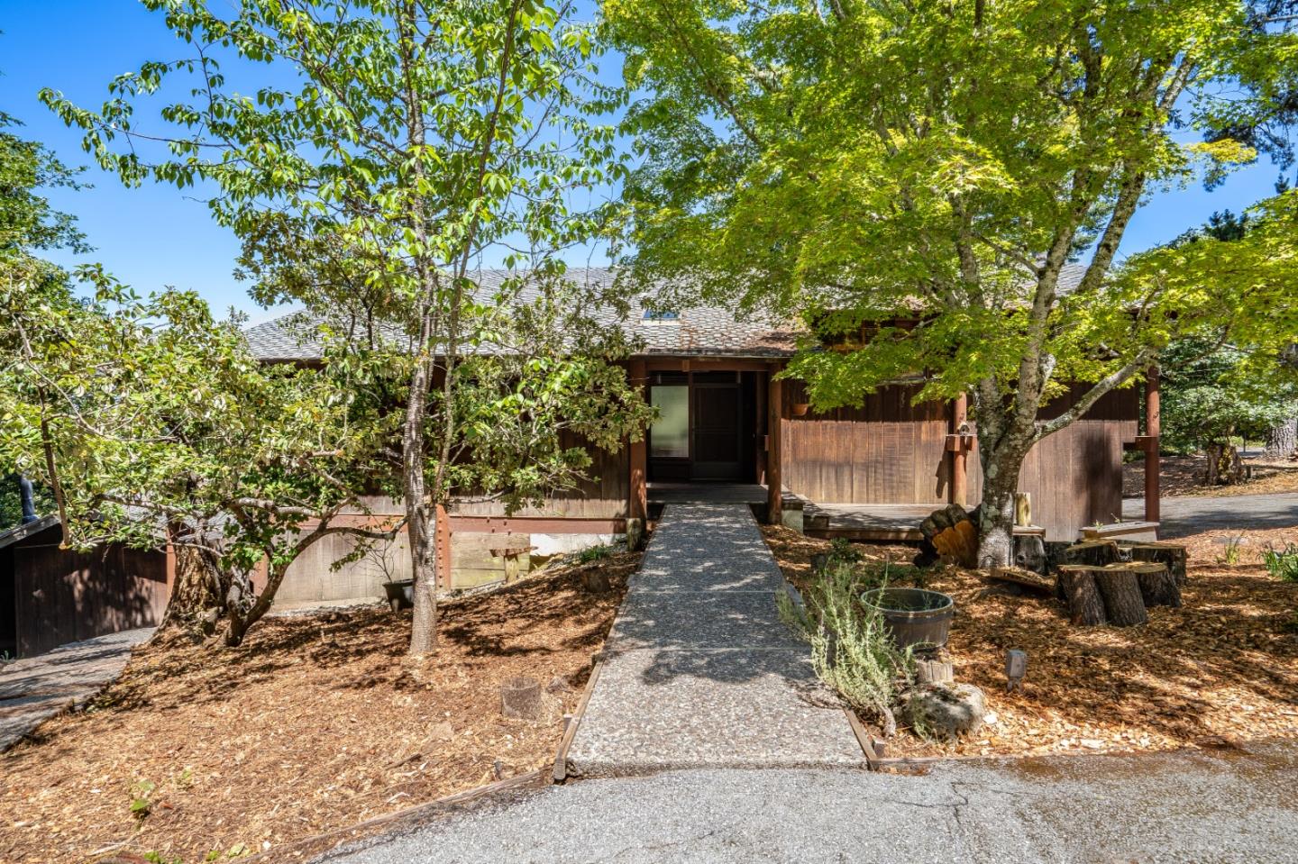 Woodside, California, 94062, United States, 3 Bedrooms Bedrooms, ,4 BathroomsBathrooms,Residential,For Sale,1848969