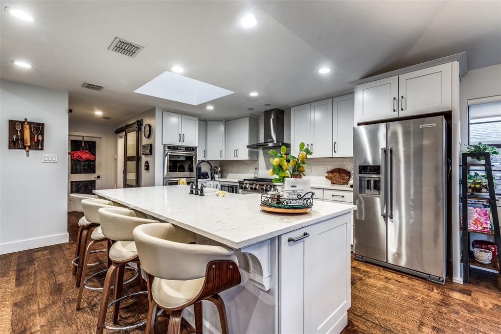 Dallas, Texas, 75228, United States, 4 Bedrooms Bedrooms, ,3 BathroomsBathrooms,Residential,For Sale,1888632