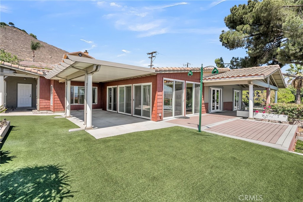 Jurupa Valley, California, 92509, United States, 3 Bedrooms Bedrooms, ,2 BathroomsBathrooms,Residential,For Sale,1939964
