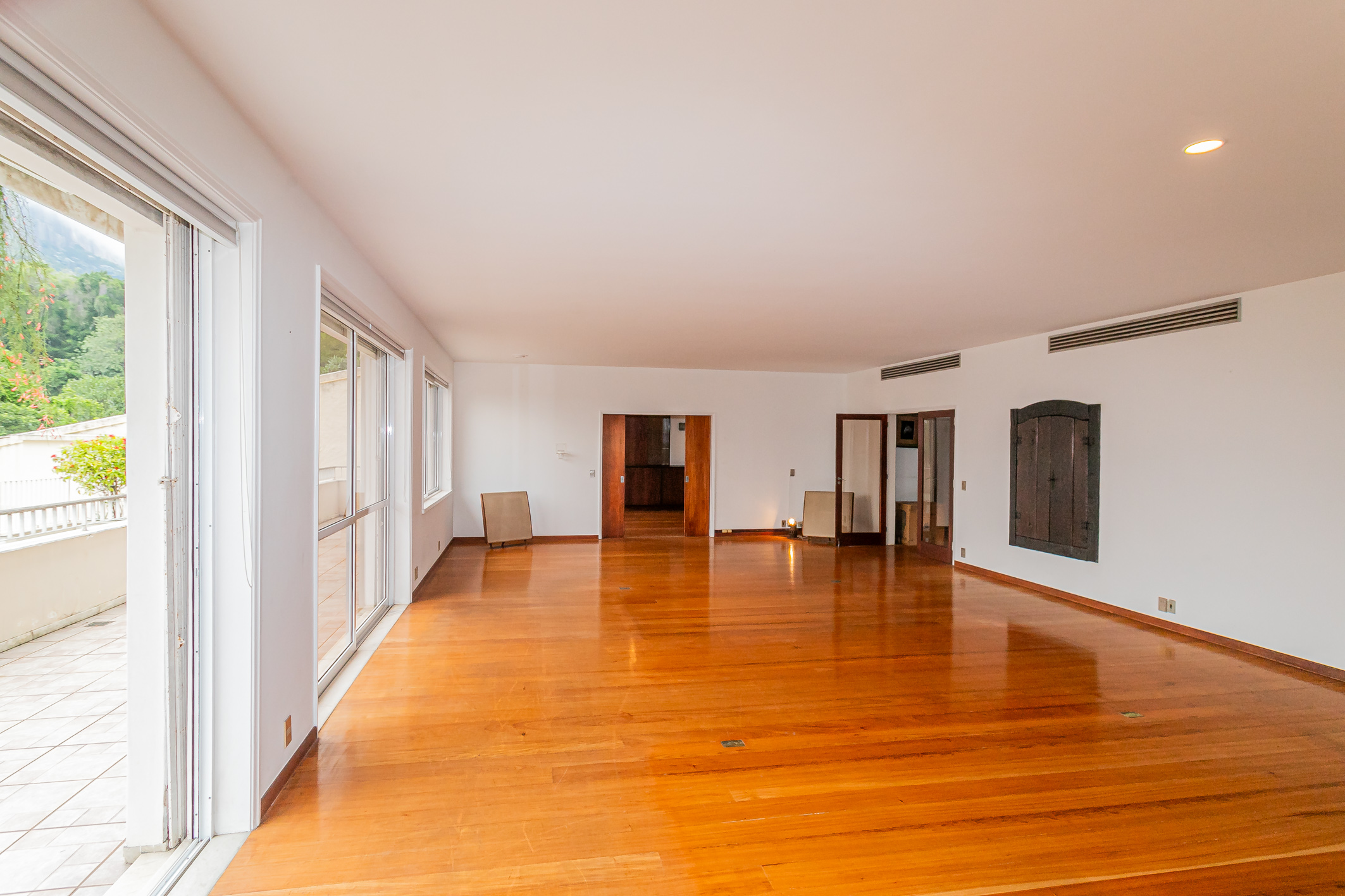 ObjectPhoto12