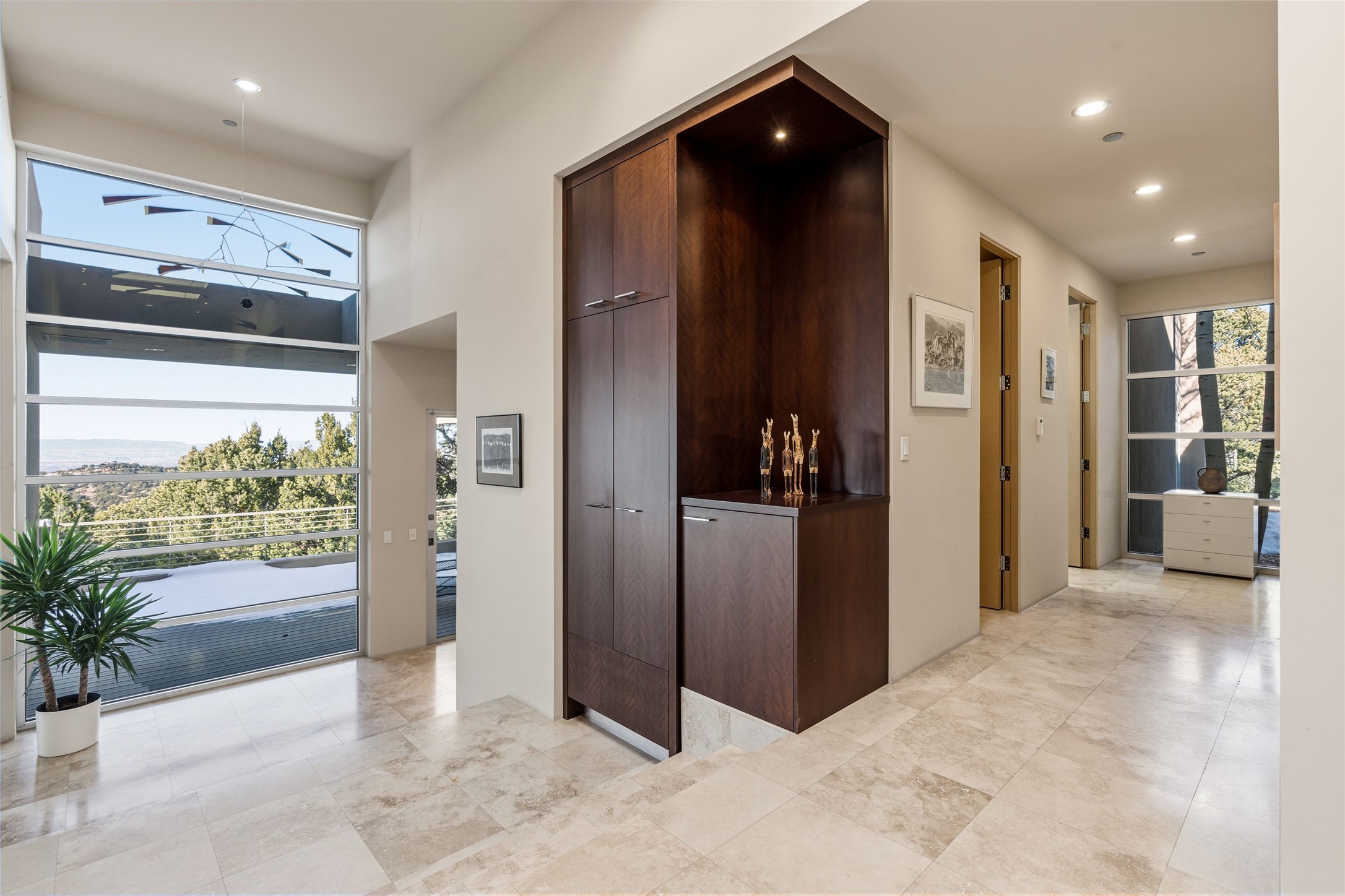 1135 S Summit Drive - 物件實景
