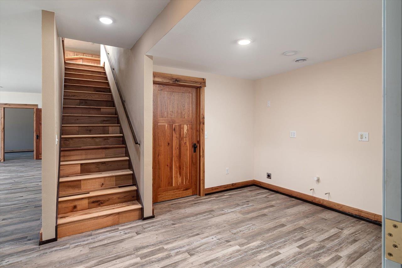 Westby, Wisconsin, 54667, United States, 3 Bedrooms Bedrooms, ,3 BathroomsBathrooms,Residential,For Sale,1977148