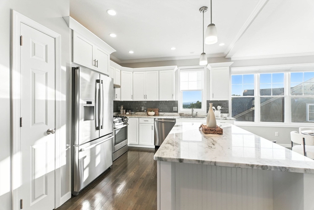 Southwick, Massachusetts, 01077, United States, 4 Bedrooms Bedrooms, ,4 BathroomsBathrooms,Residential,For Sale,1941042