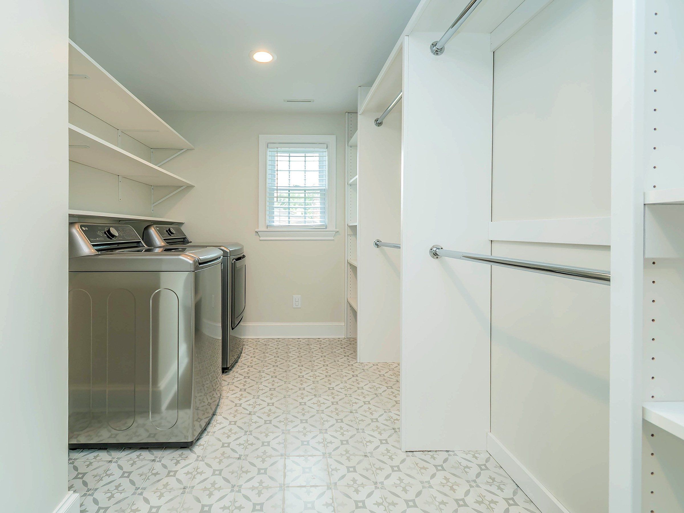  5 Central Avenue, Glen Cove, NY, 11542 - 物件實景