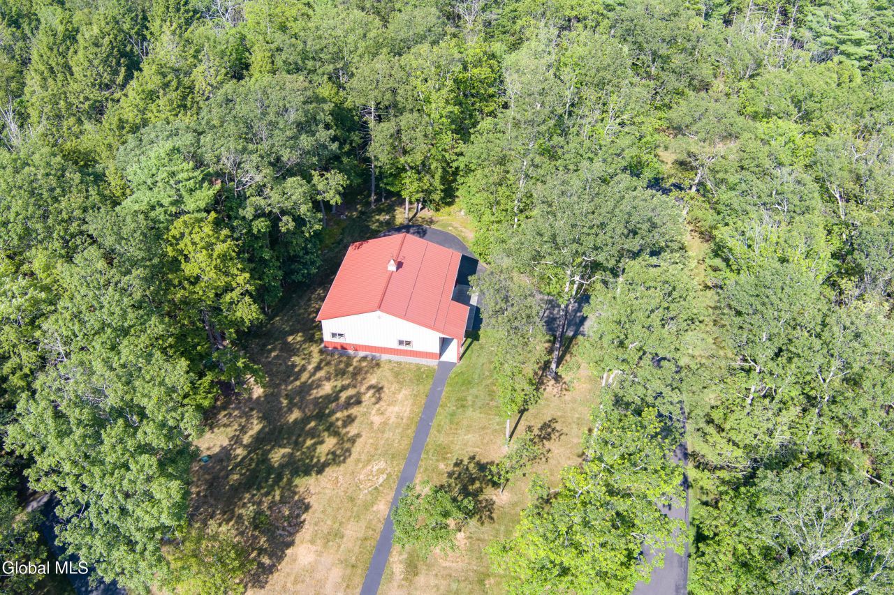 Coeymans Hollow, New York, 12046, United States, 4 Bedrooms Bedrooms, ,3 BathroomsBathrooms,Residential,For Sale,1907699