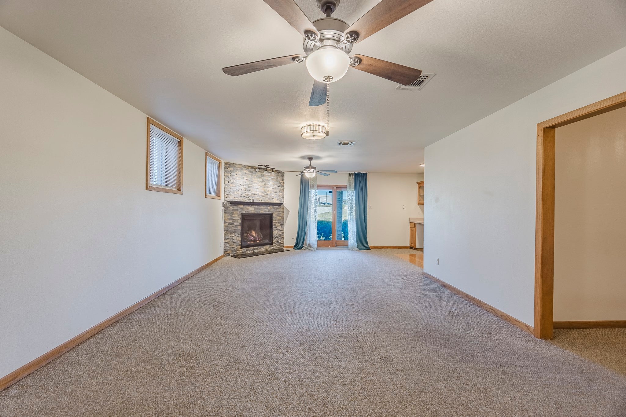 Fort Worth, Texas, 76179, United States, 4 Bedrooms Bedrooms, ,3 BathroomsBathrooms,Residential,For Sale,1981594