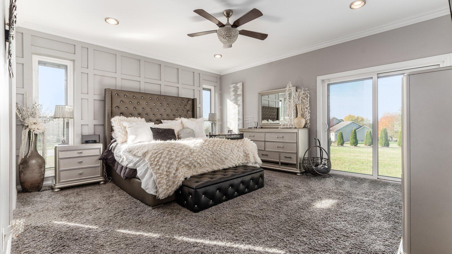 Hebron, Ohio, 43025, United States, 5 Bedrooms Bedrooms, ,5 BathroomsBathrooms,Residential,For Sale,1988631