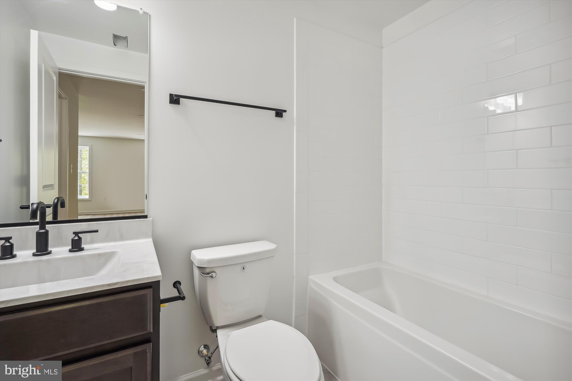 Rixeyville, Virginia, 22737, United States, 4 Bedrooms Bedrooms, ,4 BathroomsBathrooms,Residential,For Sale,1978443