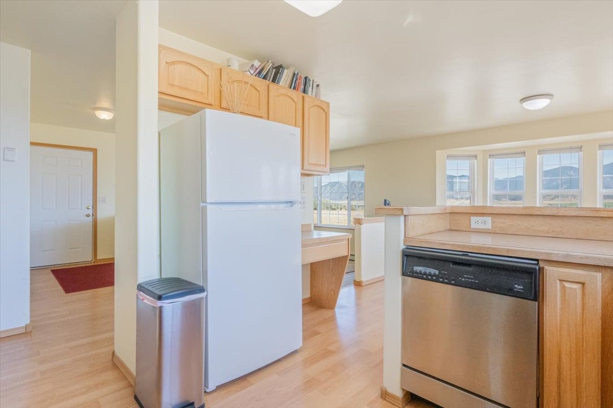 Whitehall, Montana, 59759, United States, 3 Bedrooms Bedrooms, ,2 BathroomsBathrooms,Residential,For Sale,2001954