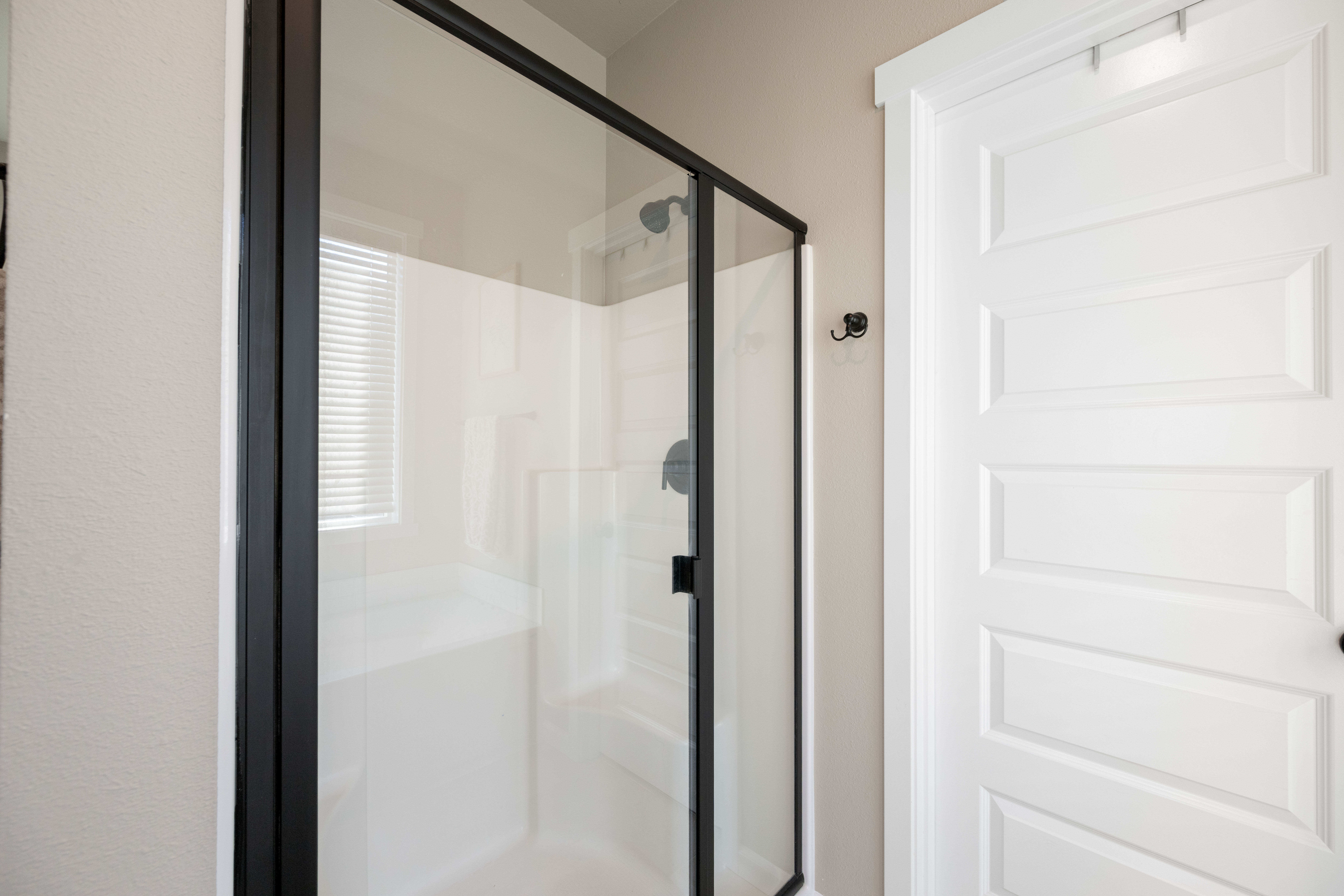  2024 West Richland Gem + RV Parking - 物件實景