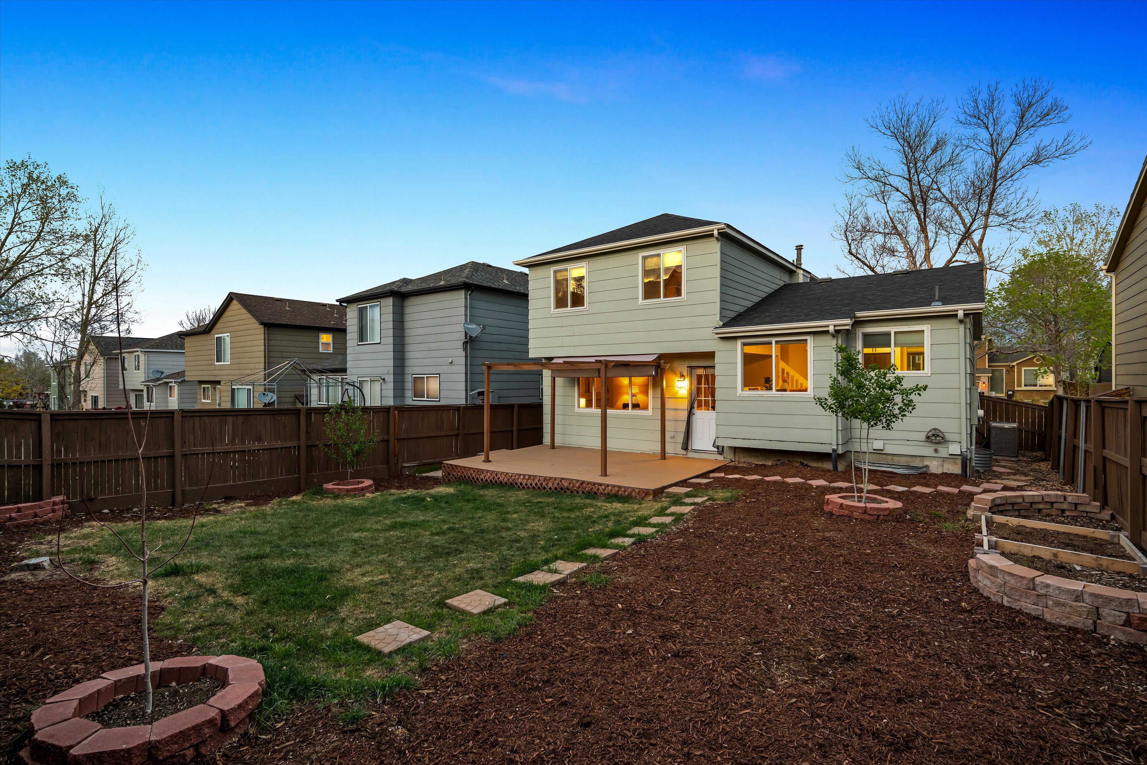  Discover effortless elegance in this stylishly updated home - 物件實景