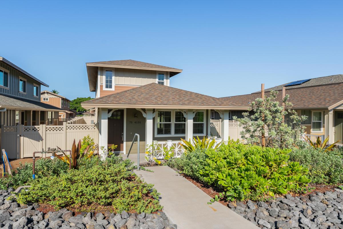 Kamalii St, Kailua Kona, HI 96740 #1