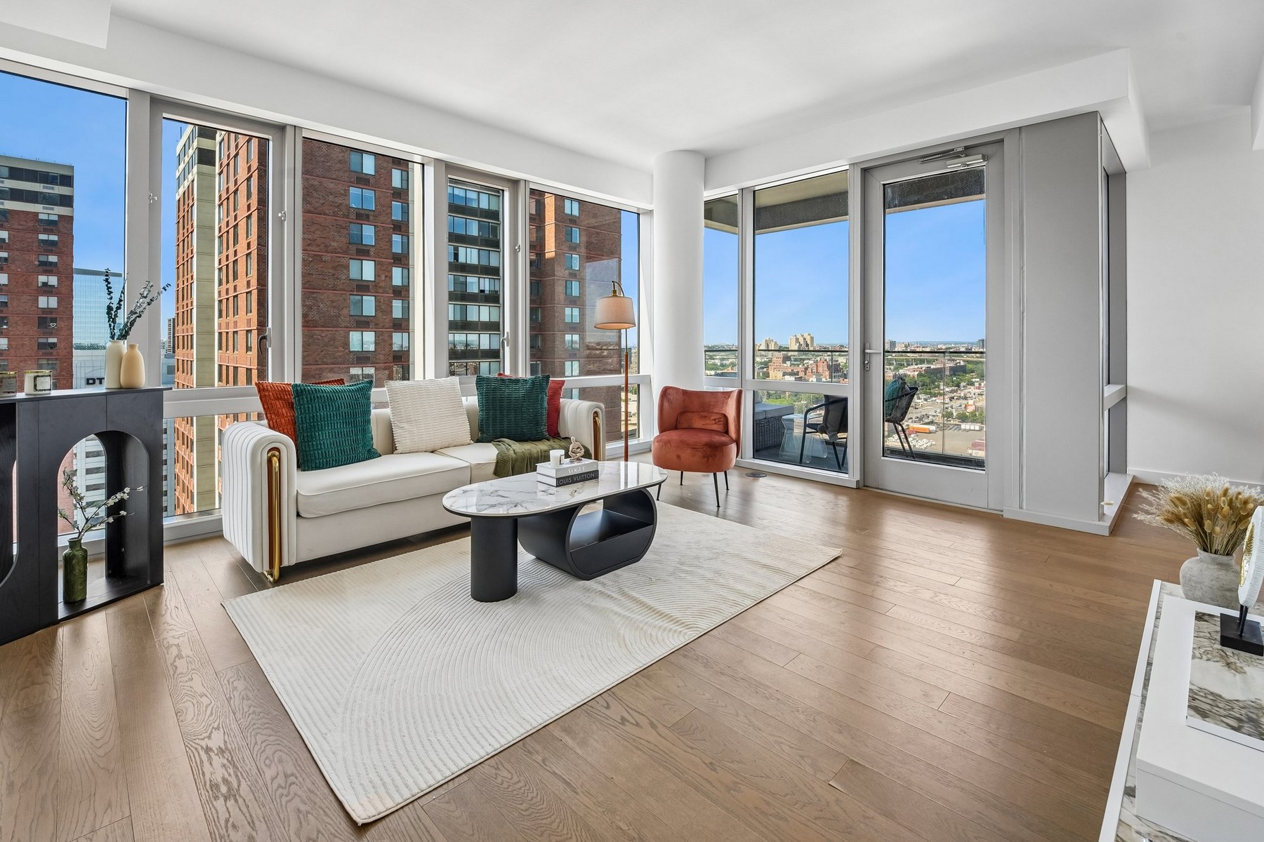  75 Park Lane South, Jc, Downtown, NJ, 07310 - 物件實景