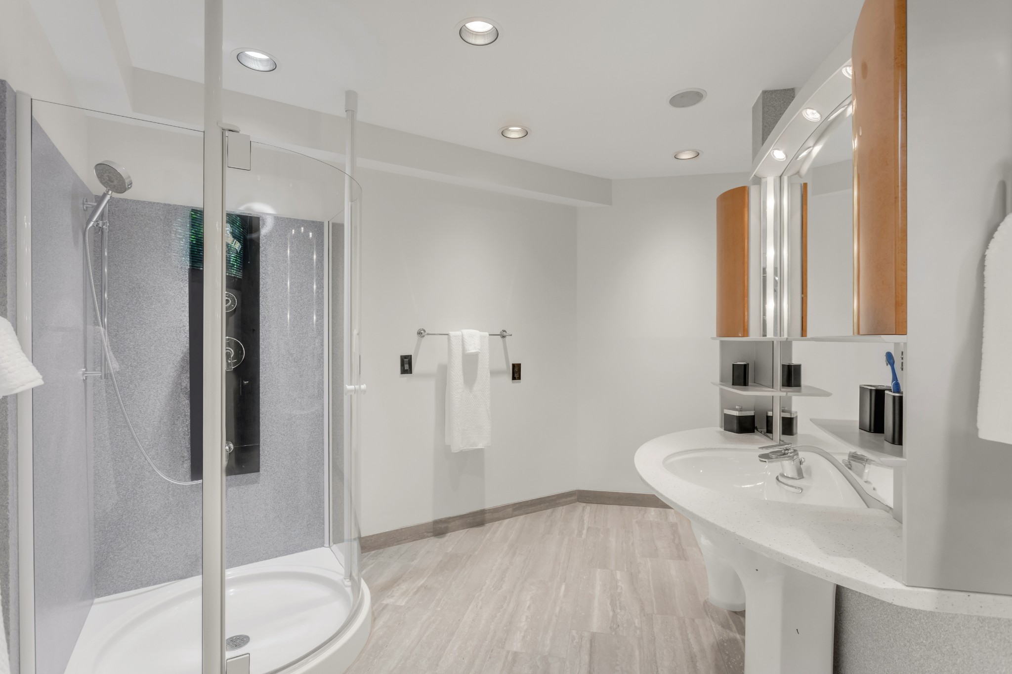  4 Glenn Abbey, Nashville, TN, 37215 - 物件實景