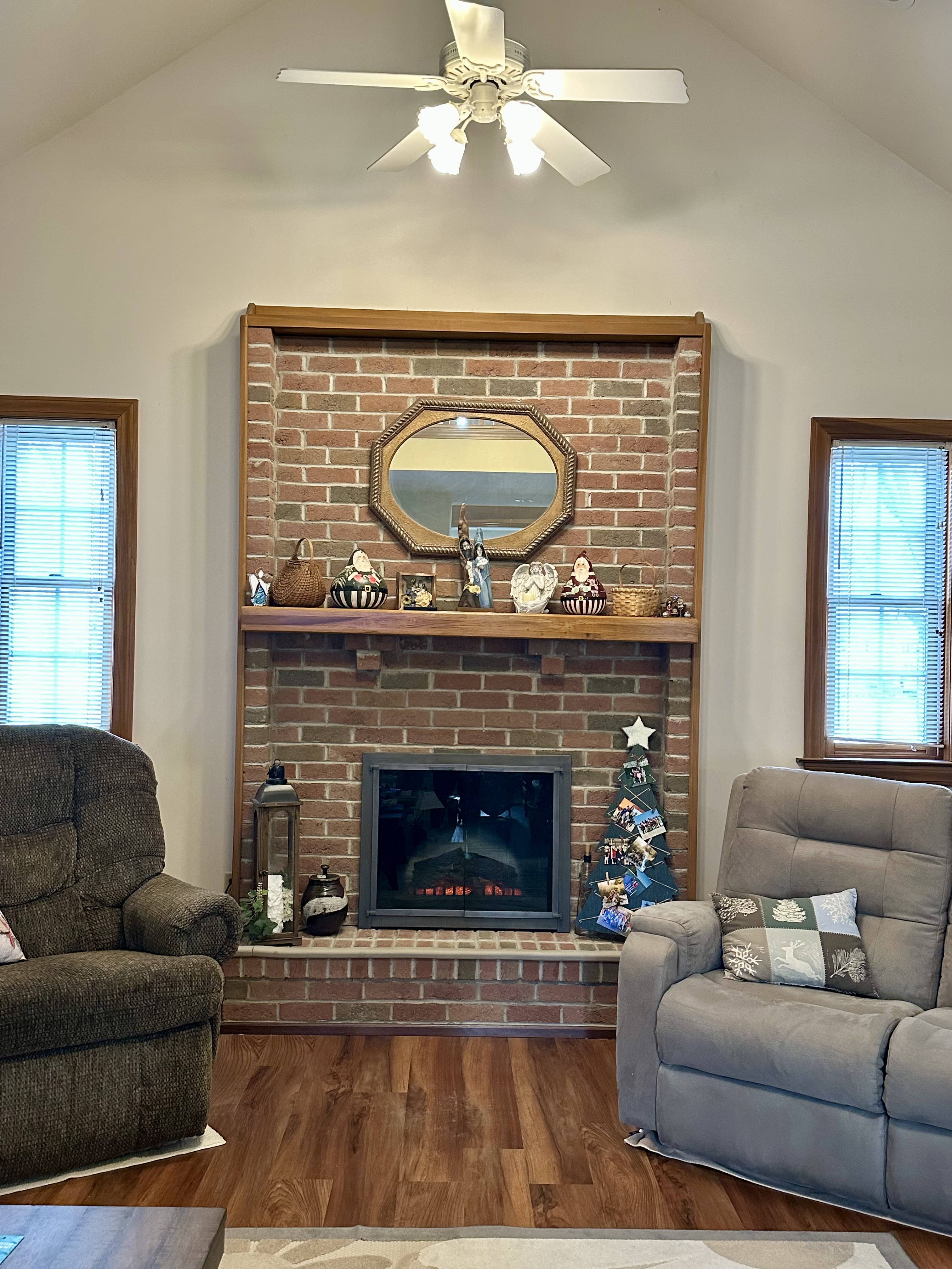 Chillicothe, Ohio, 45601, United States, 4 Bedrooms Bedrooms, ,4 BathroomsBathrooms,Residential,For Sale,2002896