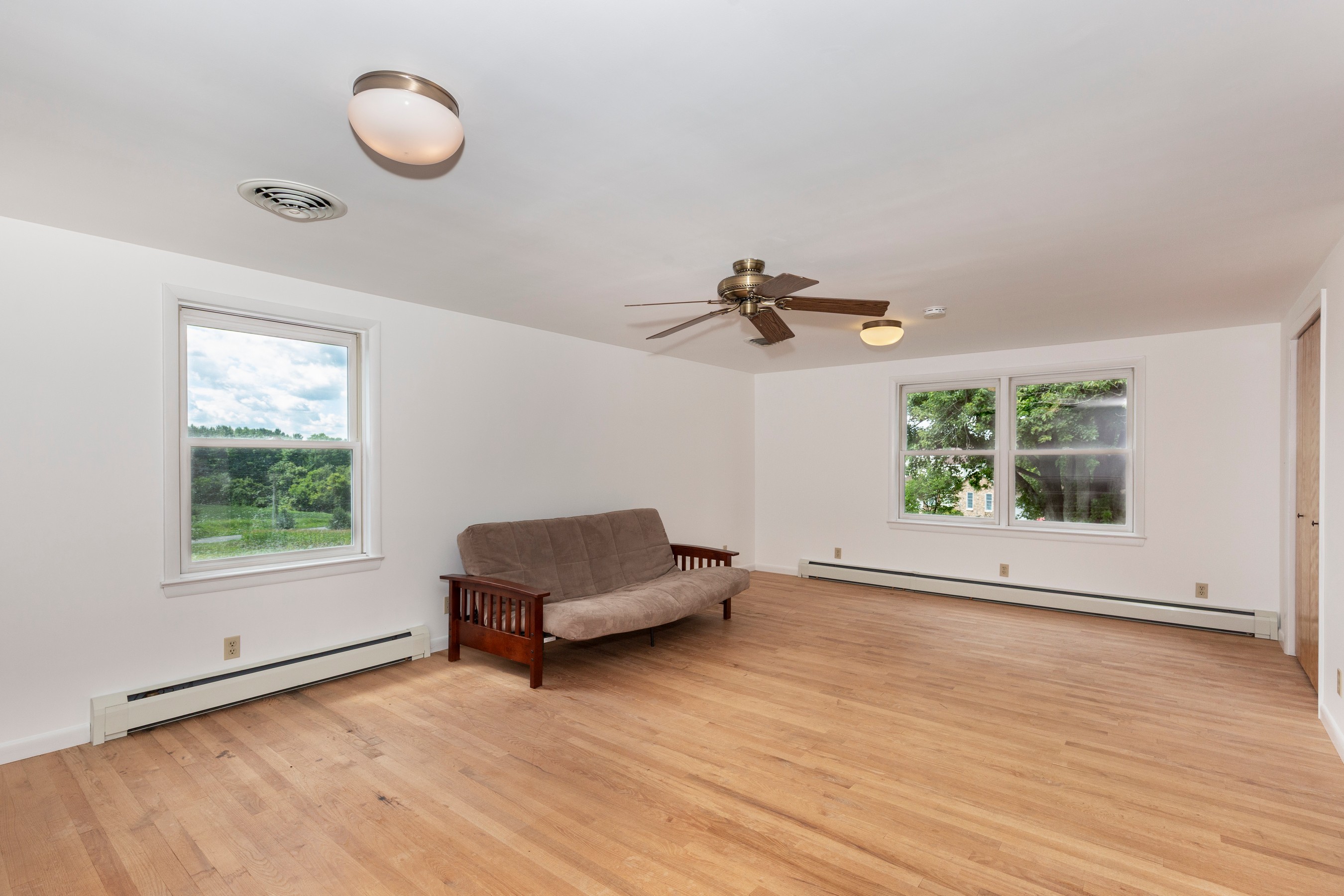  NONE AVAILABLE - 物件實景