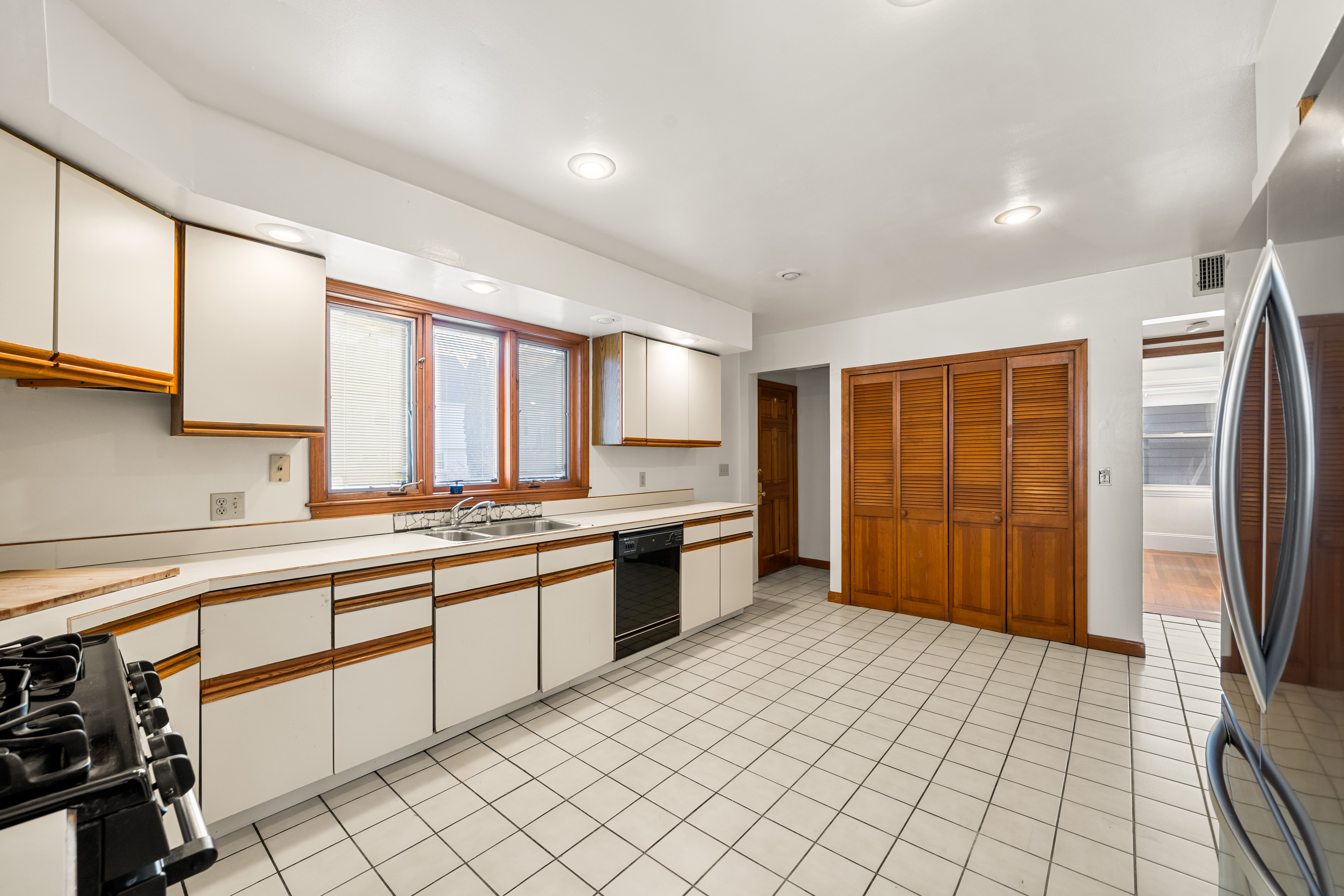  17 Roslyn Street, Salem, MA, 01970 - 物件實景