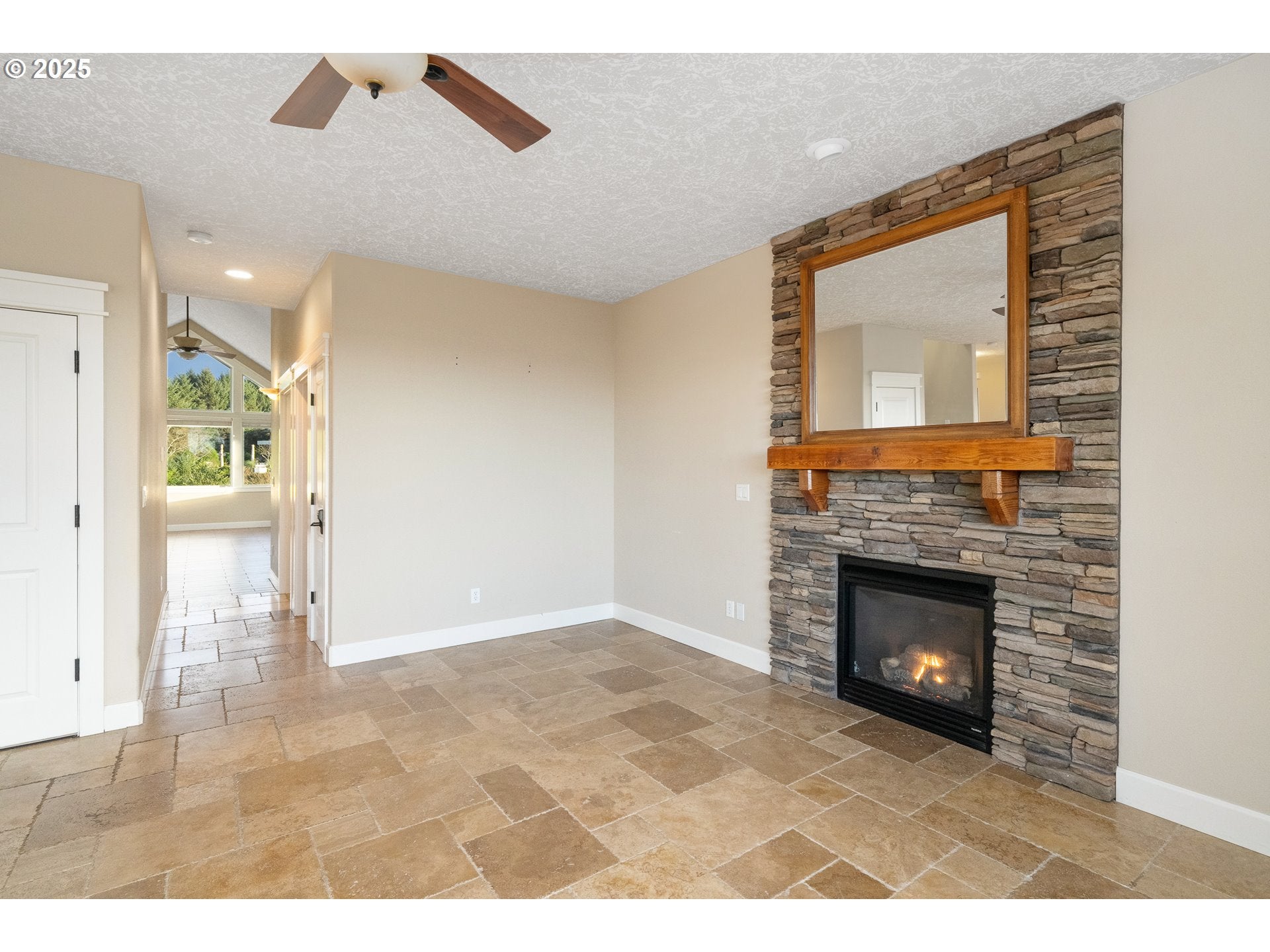 Tillamook, Oregon, 97141, United States, 3 Bedrooms Bedrooms, ,4 BathroomsBathrooms,Residential,For Sale,1998230