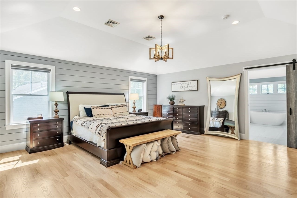 Bedford, Massachusetts, 01730, United States, 5 Bedrooms Bedrooms, ,5 BathroomsBathrooms,Residential,For Sale,1940656