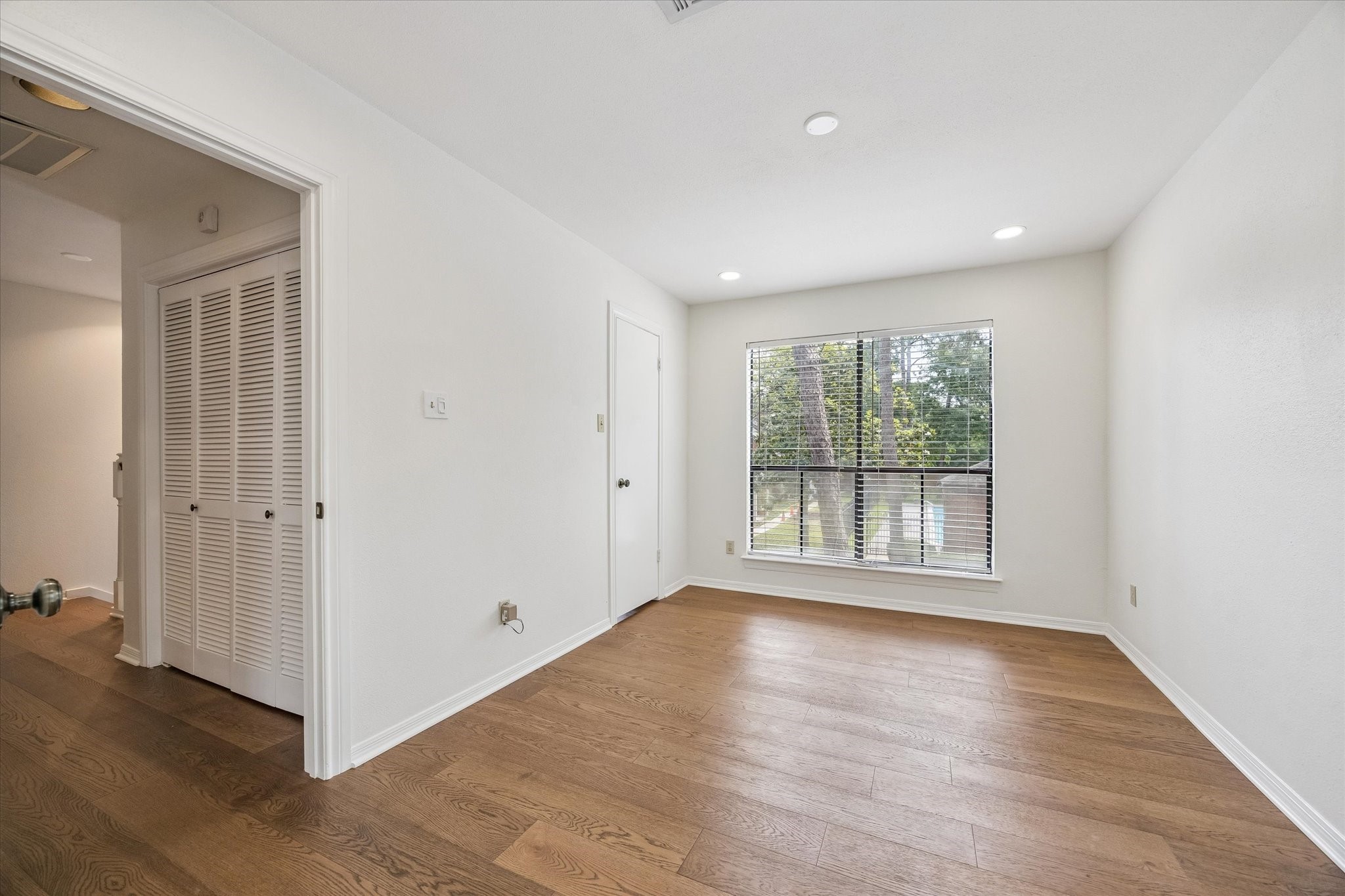  701 Bering Drive #1201 - 物件實景