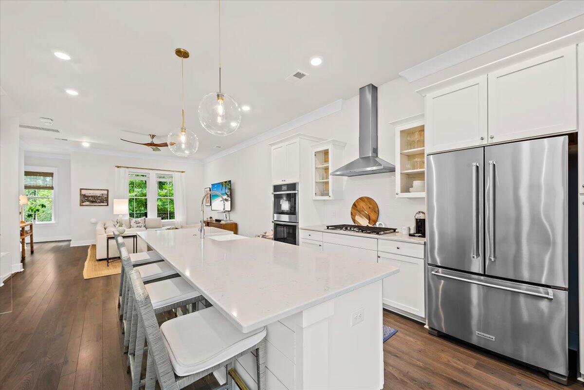 Mount Pleasant, South Carolina, 29464, United States, 3 Bedrooms Bedrooms, ,4 BathroomsBathrooms,Residential,For Sale,1942272
