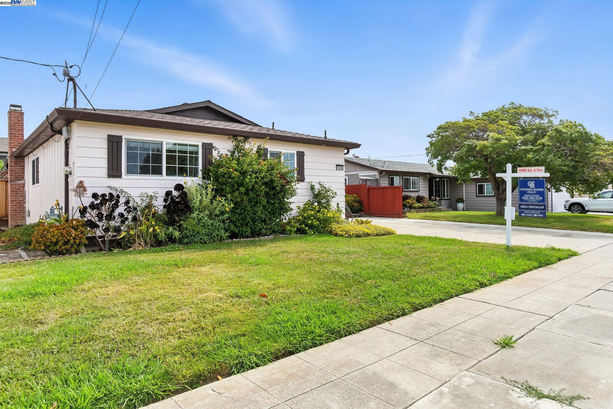 Newark, California, 94560, United States, 3 Bedrooms Bedrooms, ,2 BathroomsBathrooms,Residential,For Sale,1947104