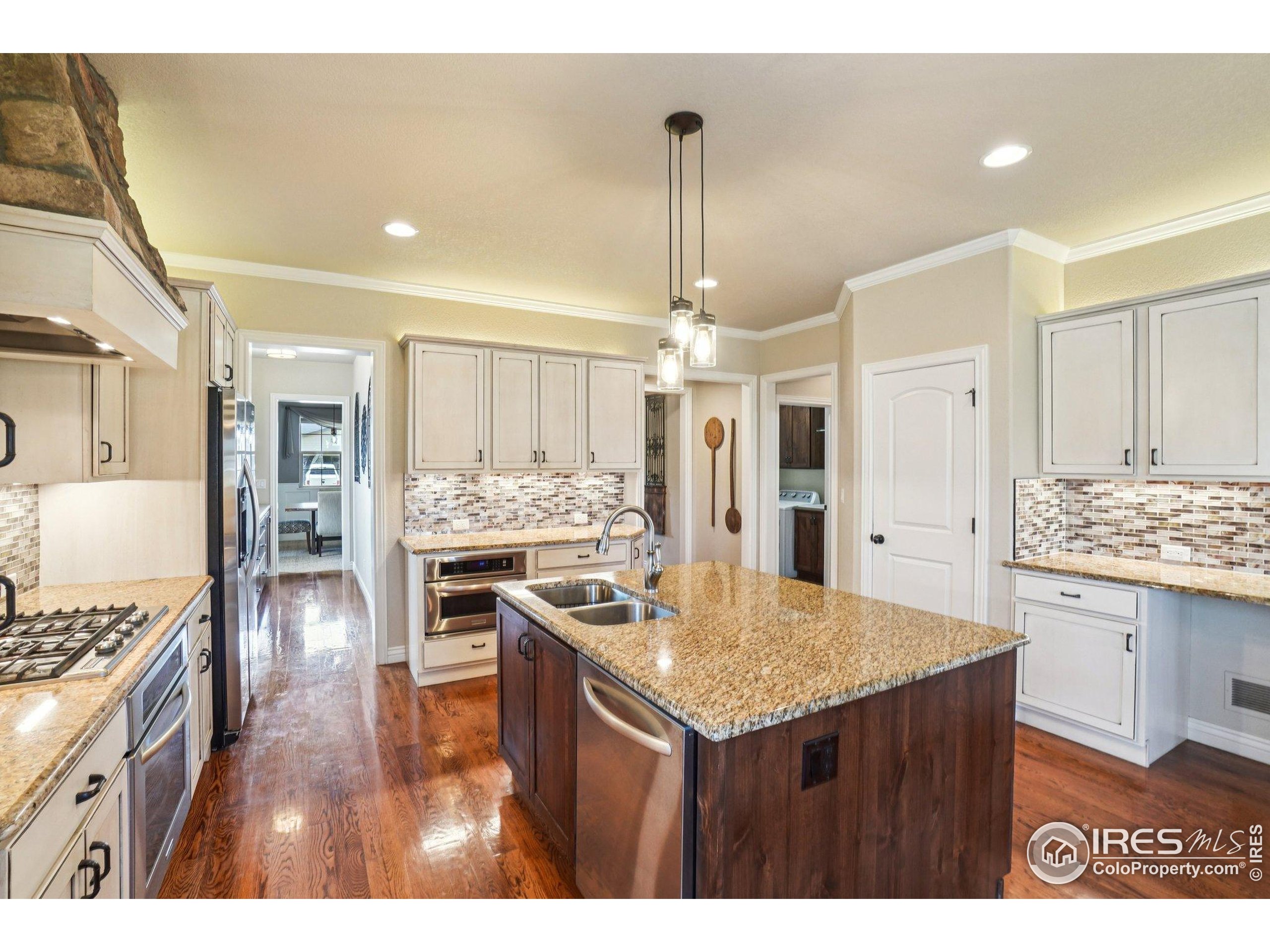 Windsor, Colorado, 80550, United States, 5 Bedrooms Bedrooms, ,3 BathroomsBathrooms,Residential,For Sale,1906749